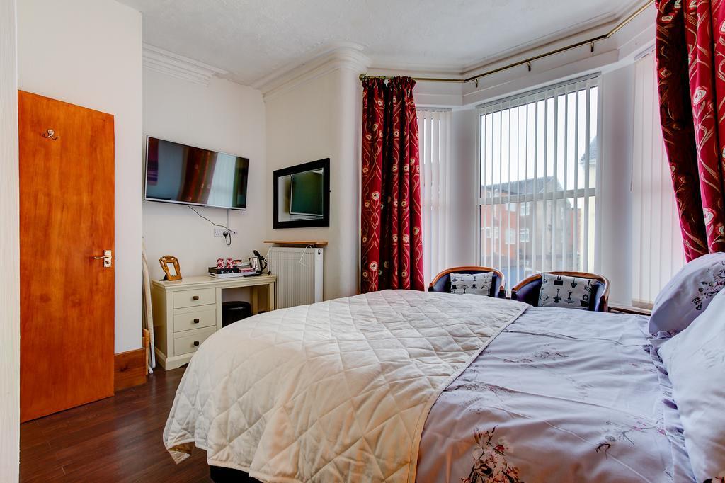 Sutton Park Guest House Blackpool Kültér fotó